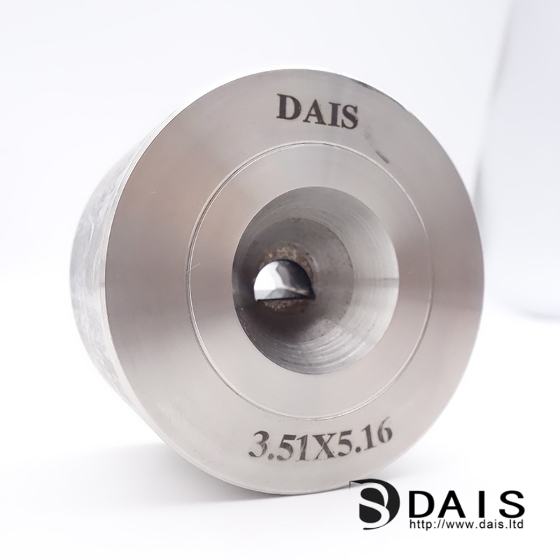 3.51x5.16mm shaped PCD die